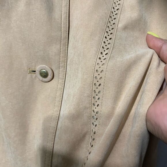 Fennelli Faux Suede Light Jacket - Picture 6 of 9